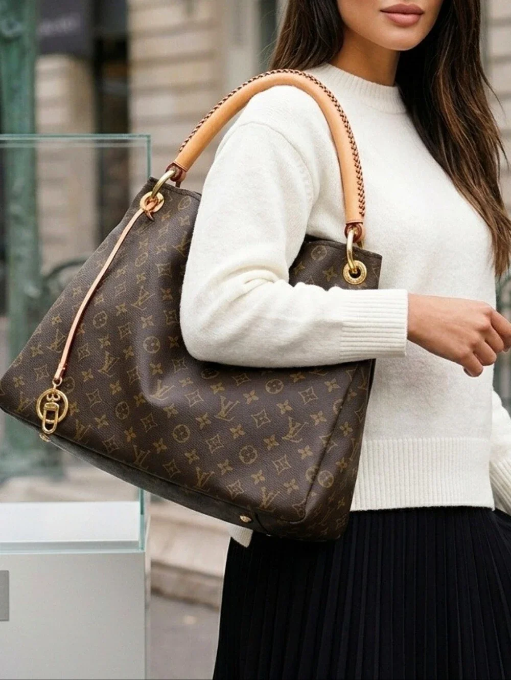 Louis Vuitton Artsy MM Monogram Hobo Bag Shoulder Bag